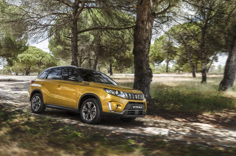 Оновлений кросовер Suzuki Vitara 2024