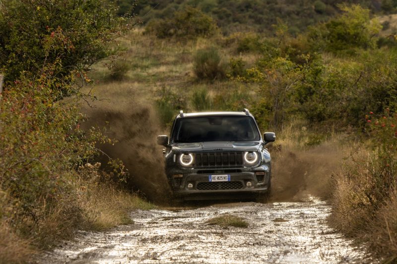 Оновлений Jeep Renegade 2026 року