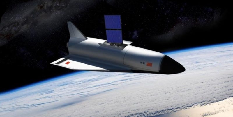 Космічний літак X-37B продовжує свою таємничу місію