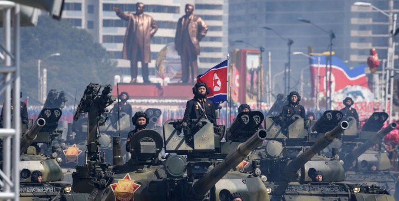 Кім Чен Ин покаже нову зброю на параді до 80-річчя партії