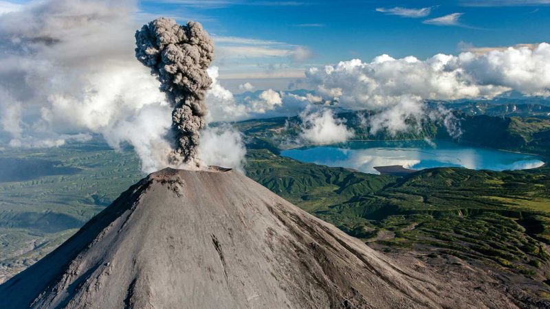 Курильські острови і Камчатка під загрозою цунамі після землетрусу