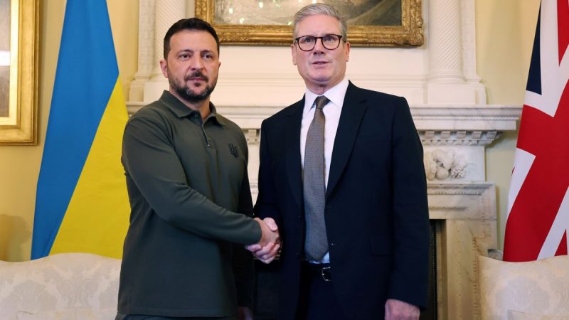 Україна і Британія домовилися про сторічне стратегічне партнерство