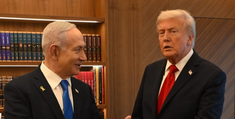 Нетаньягу вручив Трампу “голуба миру” за врегулювання конфлікту з ХАМАС