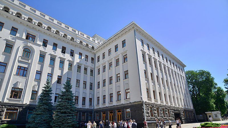 Кулеба та Ляшко перші “на вихід”, але тільки у випадку, якщо Єрмак не залишиться “тіньовим куратором” Офісу