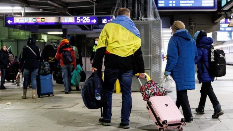 Німеччина знижує виплати для новоприбулих українських біженців