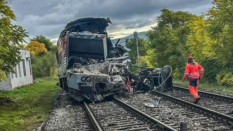 Страшне зіткнення поїздів у Словаччині, 13 людей госпіталізовано