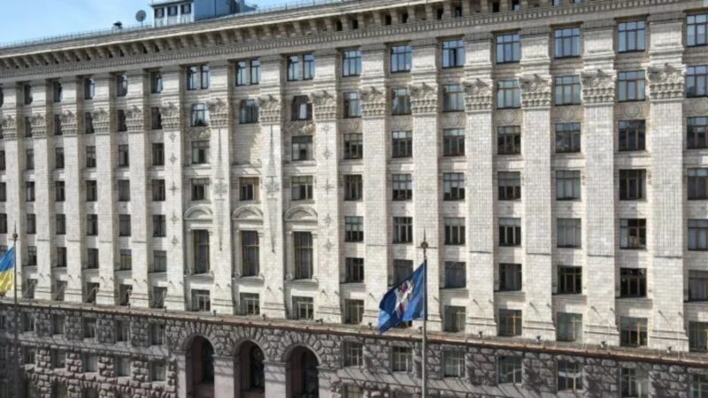 У КМВА зафіксували перші вивезення коробок з документами — джерела