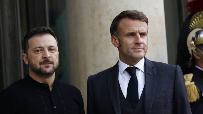 Зеленський відвідає Париж: Макрон прийме українського президента 17 листопада