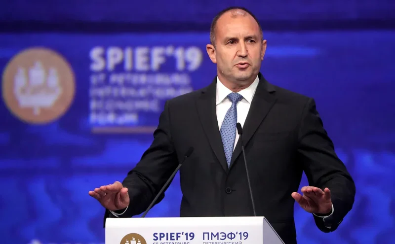 Протести в Болгарії переросли у сутички, президент Радев закликав до дострокових виборів